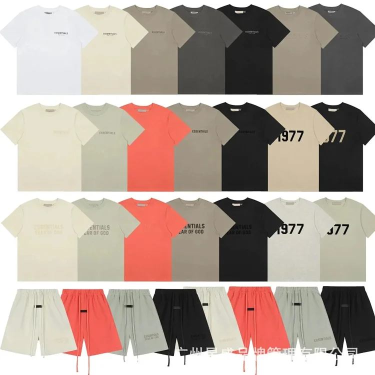Essentials t-shirt