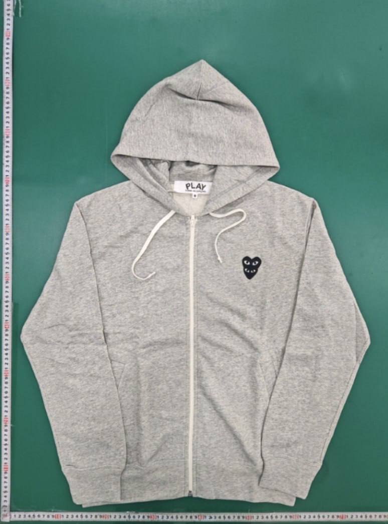 Play Hoodie 