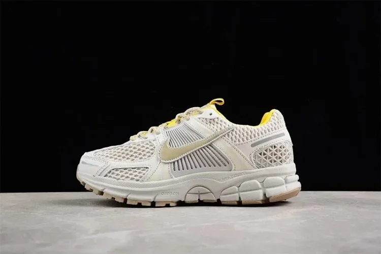 Nike Zoom Vomero 5