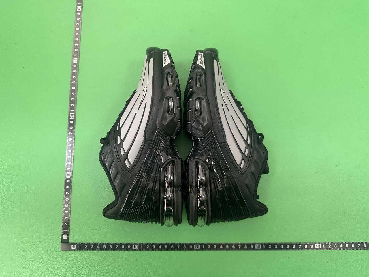 NIKE TN1:1 