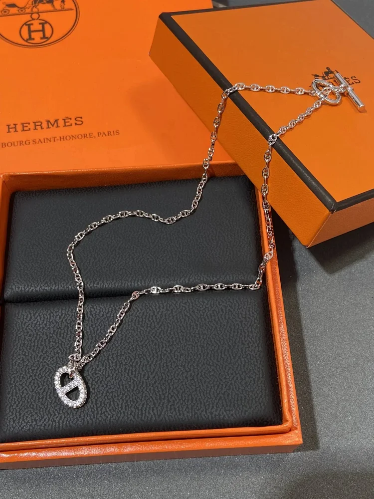 Hermes pig nose full diamond necklace