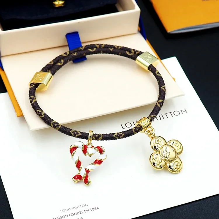  Louis Vuitton LV cord hanging mascot heart-shaped