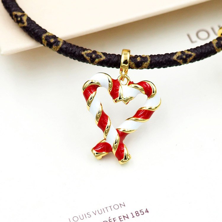  Louis Vuitton LV cord hanging mascot heart-shaped candy cane bracelet